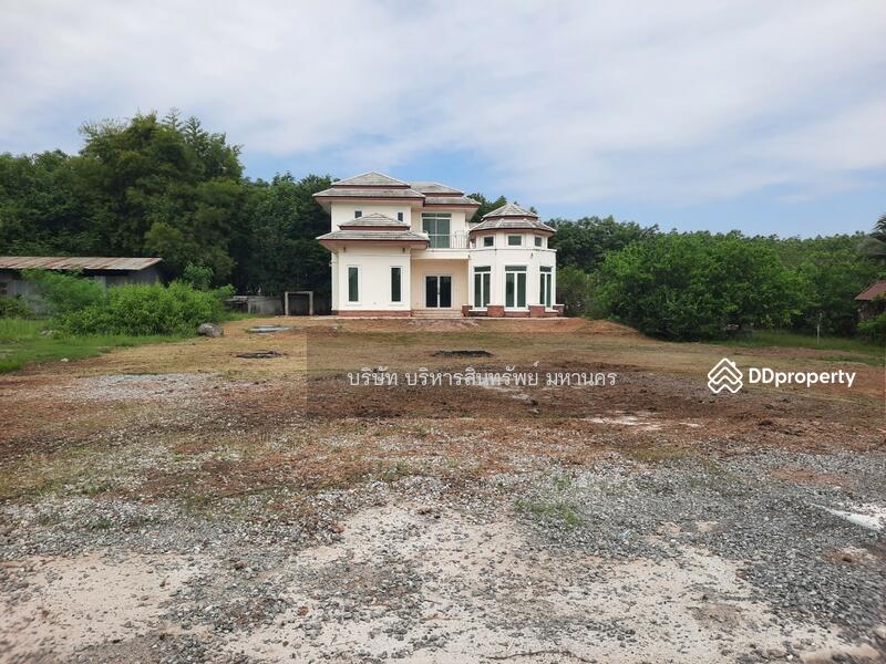 For Sale - Single house in Nongbualamphu, 377 sq.w., Nong Bua Lam Phu
