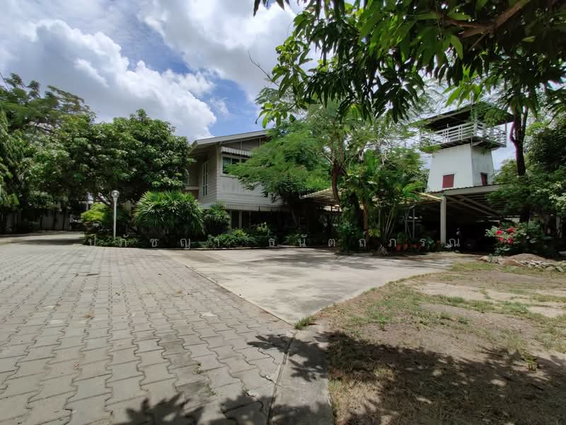 ขาย ที่ดิน ที่ดิน ติดบีทีเอส BTS สำโรง สุขุมวิท เทพารักษ์ สมุทรปราการ, สมุทรปราการ, - -, เทพารักษ์, เมืองสมุทรปราการ, สมุทรปราการ, 1,948 ตร.ม., ที่ดิน ขาย, โดย ปภัชญา ธนัตถ์ภรณ์, 10801627 - DDproperty.com