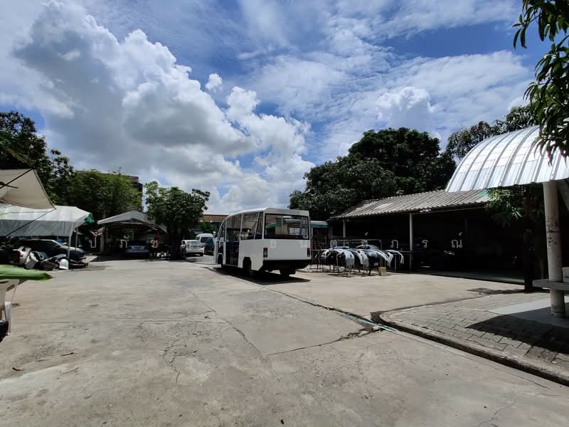 ขาย ที่ดิน ที่ดิน ติดบีทีเอส BTS สำโรง สุขุมวิท เทพารักษ์ สมุทรปราการ, Samut Prakan, - -, Thepharak, Muang Samut Prakarn, Samut Prakan, , 1,948 sqm, Land For Sale, by ปภัชญา ธนัตถ์ภรณ์, 10801627 - DDproperty.com