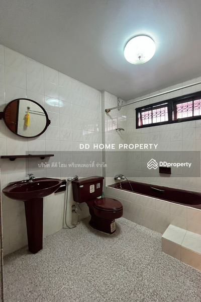 Sarawan Ville, Nonthaburi, Soi Sarawan Ville Village 2, Bang Talat, Pak Kret, Nonthaburi, 7 Bedrooms, 170 sqm, Single Detached House For Sale, by ธวินันท์ มิ่งมงคล, 10806168 - DDproperty.com