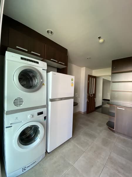 Baan Thirapa, Bangkok, 9 Soi Phra Phinit, Thung Maha Mek, Sathon, Bangkok, 3 Bedrooms, 190 sqm, Condo For Rent, by PROPERTYSIGHTS REAL ESTATE, 10810489 - DDproperty.com