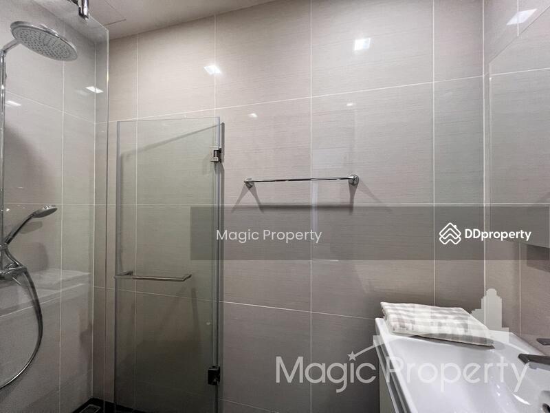 Park Origin Phrom Phong (Park 24), Bangkok, 68 Soi Sukhumvit 24, Khong Tan, Khlong Toei, Bangkok, 2 Bedrooms, 57 sqm, Condo For Sale, by Magic Property, 10814210 - DDproperty.com