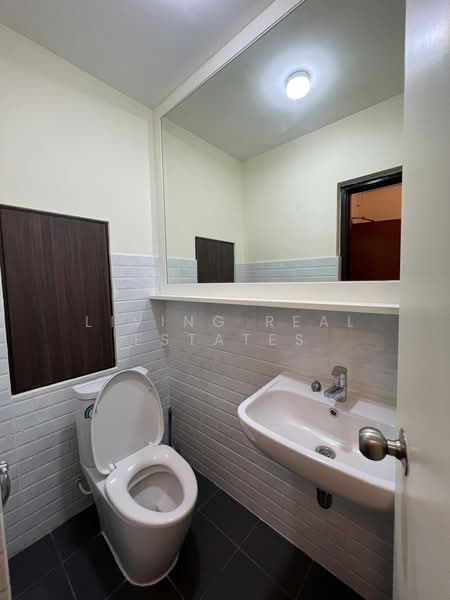 Lake View Geneva Condominium : เลควิวคอนโดมิเนียม อาคารเจนีวา, นนทบุรี, แจ้งวัฒนะ, บ้านใหม่, ปากเกร็ด, นนทบุรี, 75 ตร.ม., คอนโด ให้เช่า, โดย Living Real Estates, 10814848 - DDproperty.com