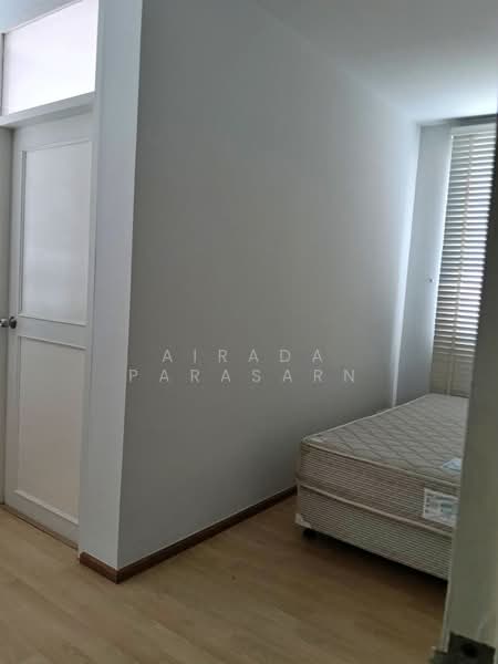 For Rent - บ้านเดี่ยว 3 ชั้น ใกล้ BTS วุฒากาศ 50 เมตร, Bangkok