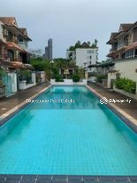 Townhouse, Soi Pridi Banomyong, 6 Beds Ensuite, Ekkamai, Bangkok, Khlong Tan Nua, Watthana, Bangkok, 6 Bedrooms, 350 sqm, Townhouse For Rent, by Thiti Boonchurn, 10816854 - DDproperty.com