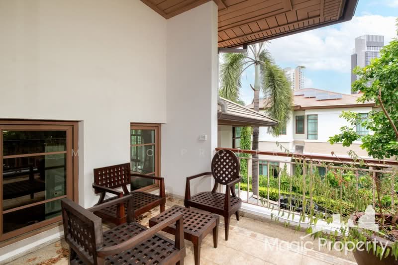 Baan Sansiri Sukhumvit 67, Bangkok, 32 Soi Sukhumvit 67, Phra Kanong Nua, Watthana, Bangkok, 5 Bedrooms, 560 sqm, Single Detached House For Sale, by Magic Property, 10817340 - DDproperty.com
