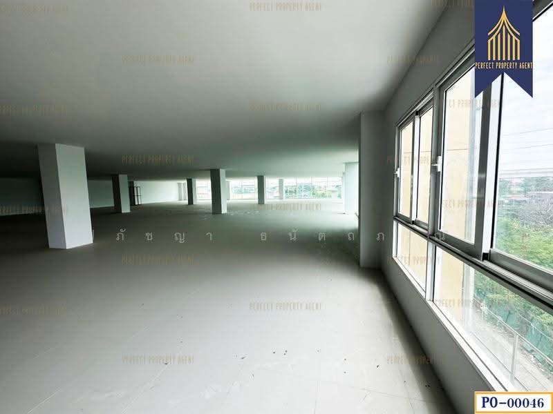 อาคารโชว์รูม ใกล้รถไฟฟ้า BTS เหมาะธุรกิจ โรงพยาบาล โรงแรม โชว์รูม, กรุงเทพ, - -, มีนบุรี, มีนบุรี, กรุงเทพ, 20,500 ตร.ม., ตึกแถว-อาคารพาณิชย์ ขาย, โดย ปภัชญา ธนัตถ์ภรณ์, 10829060 - DDproperty.com
