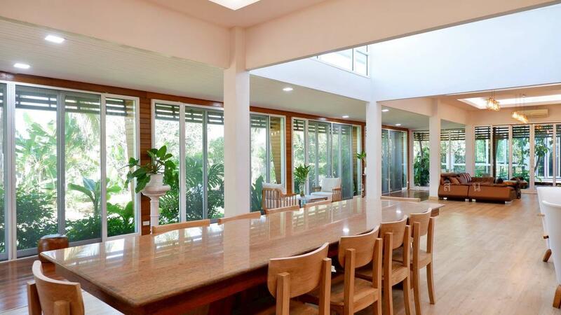 FOR RENT Luxury villa style resort in Bann Nam toung. Hang Dong District, Chiang Mai Province., Chiang Mai, Sop Mae Kha, Hang Dong, Chiang Mai, 5 Bedrooms, 600 sqm, Single Detached House For Rent, by หทัยรัตน์ จรัสอุไรสิน, 10829460 - DDproperty.com