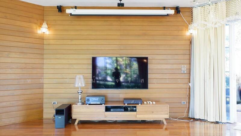 FOR RENT Luxury villa style resort in Bann Nam toung. Hang Dong District, Chiang Mai Province., Chiang Mai, Sop Mae Kha, Hang Dong, Chiang Mai, 5 Bedrooms, 600 sqm, Single Detached House For Rent, by หทัยรัตน์ จรัสอุไรสิน, 10829460 - DDproperty.com