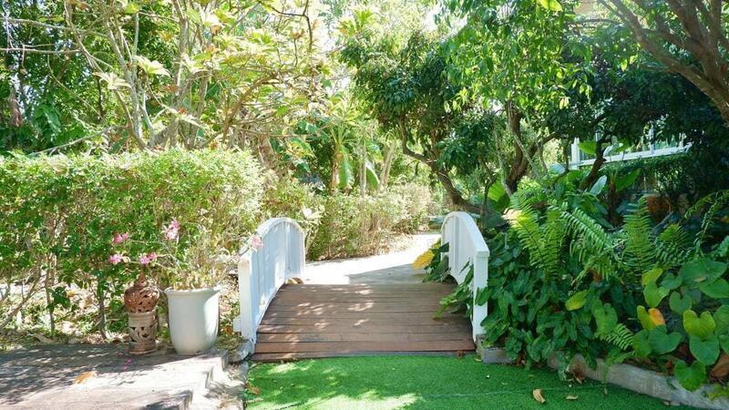 FOR RENT Luxury villa style resort in Bann Nam toung. Hang Dong District, Chiang Mai Province., Chiang Mai, Sop Mae Kha, Hang Dong, Chiang Mai, 5 Bedrooms, 600 sqm, Single Detached House For Rent, by หทัยรัตน์ จรัสอุไรสิน, 10829460 - DDproperty.com