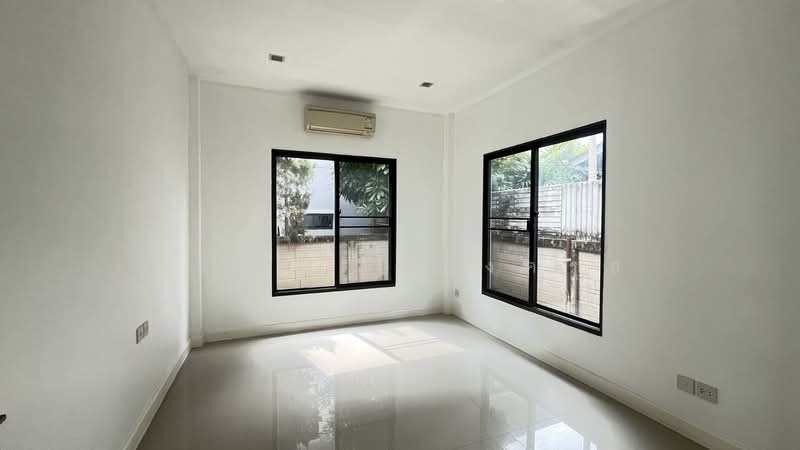 Setthasiri Onnut-Srinakarin, Bangkok, Chaloem Phrakiat Ratchakan Thi 9 Road, Prawet, Prawet, Bangkok, 4 Bedrooms, 165 sqm, Single Detached House For Sale, by ศิริพร เมืองครุธ, 10834913 - DDproperty.com