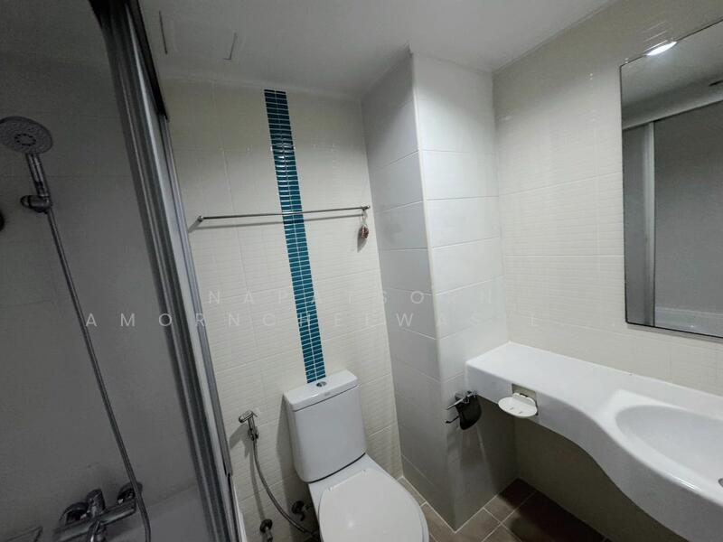 Lumpini Place Rama 9-Ratchada, Bangkok, Rama 9 Road, Huai Khwang, Huai Khwang, Bangkok, 1 Bedroom, 37 sqm, Condo For Sale, by Napatsorn Amorncheewasillapakul, 10839397 - DDproperty.com