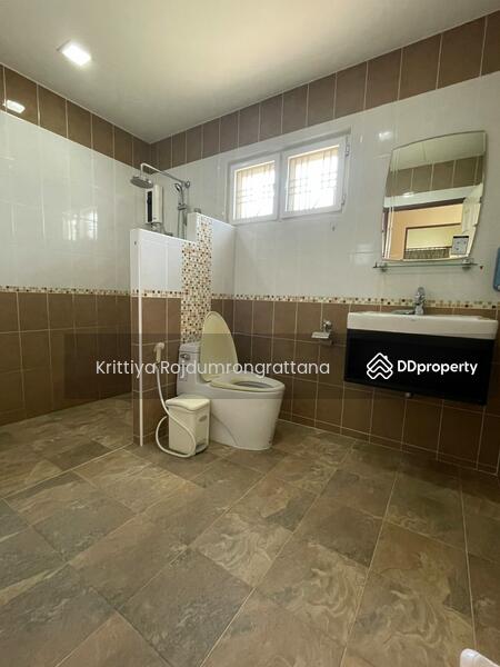 Fully Furnished 3 beds Pool Front @Warisara Home near Garden International School Ban Chang Rayong, Rayong, 95/3 บูรพาพัฒน์, Phla, Ban Chang, Rayong, 3 Bedrooms, 270 sqm, Single Detached House For Sale, by Krittiya Rojdumrongrattana, 10842540 - DDproperty.com