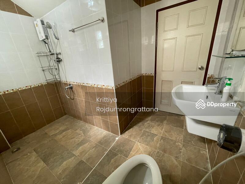 บ้านพร้อมอยู่ 3 ห้องนอน เยื้องสระว่ายน้ำ @วริศราโฮม ใกล้โรงเรียนนานาชาติการ์เด้น บ้านฉาง ระยอง, ระยอง, 95/3 บูรพาพัฒน์, พลา, บ้านฉาง, ระยอง, 270 ตร.ม., บ้านเดี่ยว ขาย, โดย Krittiya Rojdumrongrattana, 10842540 - DDproperty.com