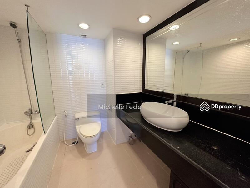 For Rent - Omni Tower Sukhumvit Nana, Bangkok