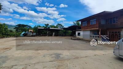 ขาย - 67110 บ้านครึ่งตึกครึ่งไม้2ชั้นพร้อมลานคอนกรีต 2-0-06ไร่ หล่มสัก เพชรบูรณ์, เพชรบูรณ์