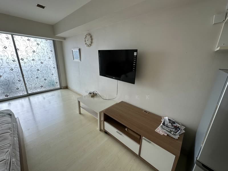 My Resort Bangkok, Bangkok, 1724 Petchaburi Road, Bang Kapi, Huai Khwang, Bangkok, Studio, 35 sqm, Condo For Rent, by Agentbkk, 10845441 - DDproperty.com