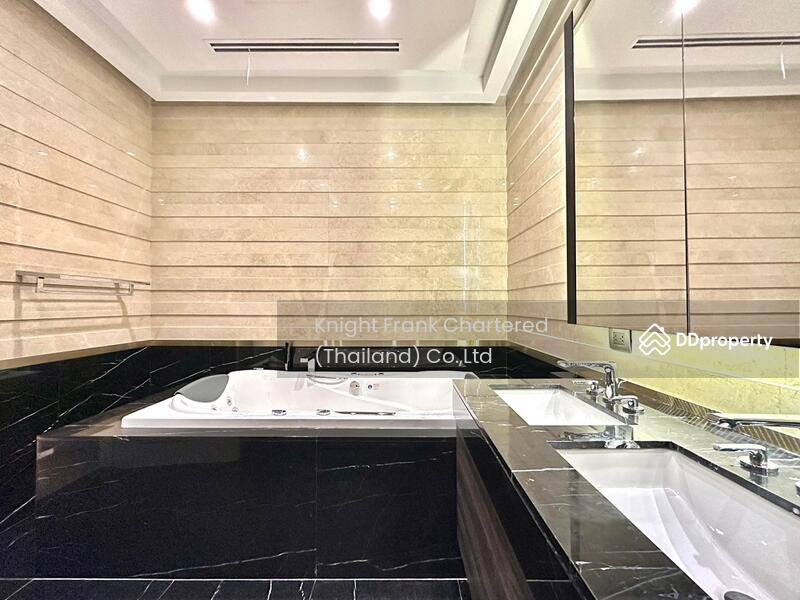 HQ Thonglor by Sansiri, Bangkok, Sukhumvit Road, Khlong Tan Nua, Watthana, Bangkok, 3 Bedrooms, 470 sqm, Condo For Sale, by Knight Frank Chartered (Thailand) Co.,Ltd, 10845750 - DDproperty.com