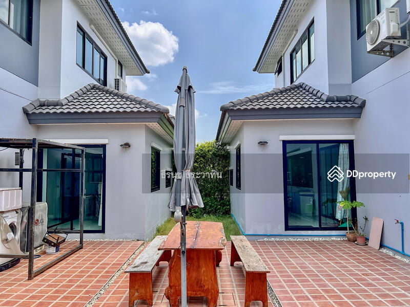 For Sale - Baan Boonyakorn Lake Park Rangsit Klong 6, Pathum Thani
