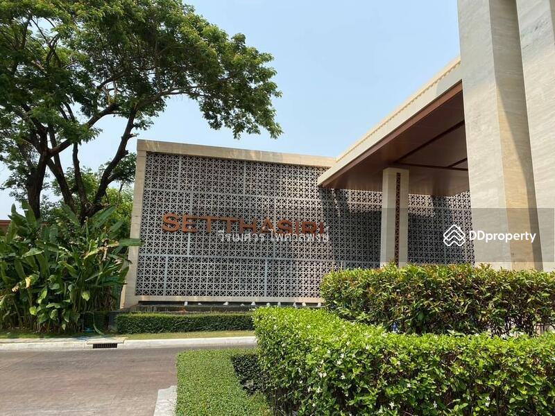 ขาย บ้านเศรษฐสิริ พัฒนาการ (ตกแต่งทั้งหลัง เฟอร์นิเจอร์ครบครัน) บนเนื้อที่ 125 ตร.ว. 4 ห้องนอน 4 ห้อ