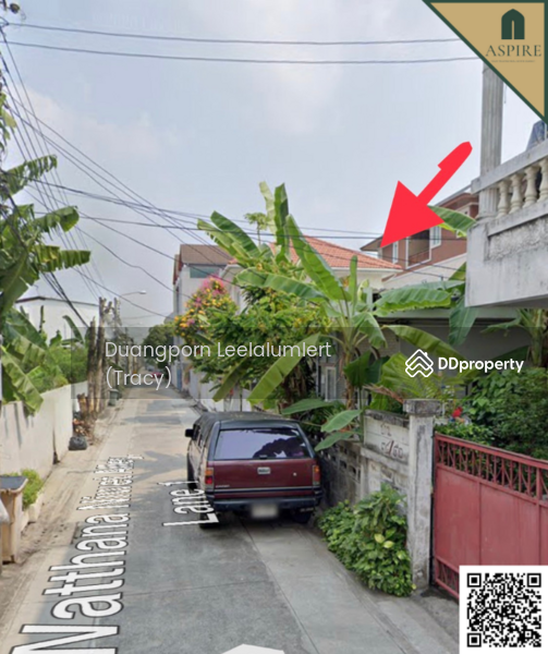 For Sale - Land with House, 40 Sq.m., in Bang Sue area, Bangkok