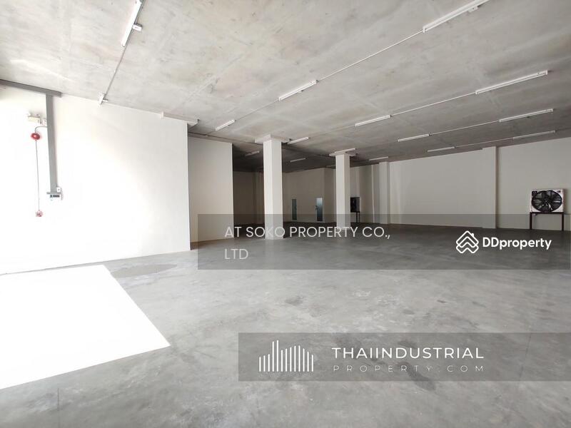 For Sale - Factory or Warehouse 612 sqm for SALE at Bang Khen, Mueang Nonthaburi, Nonthaburi (ID: AT983S), Nonthaburi
