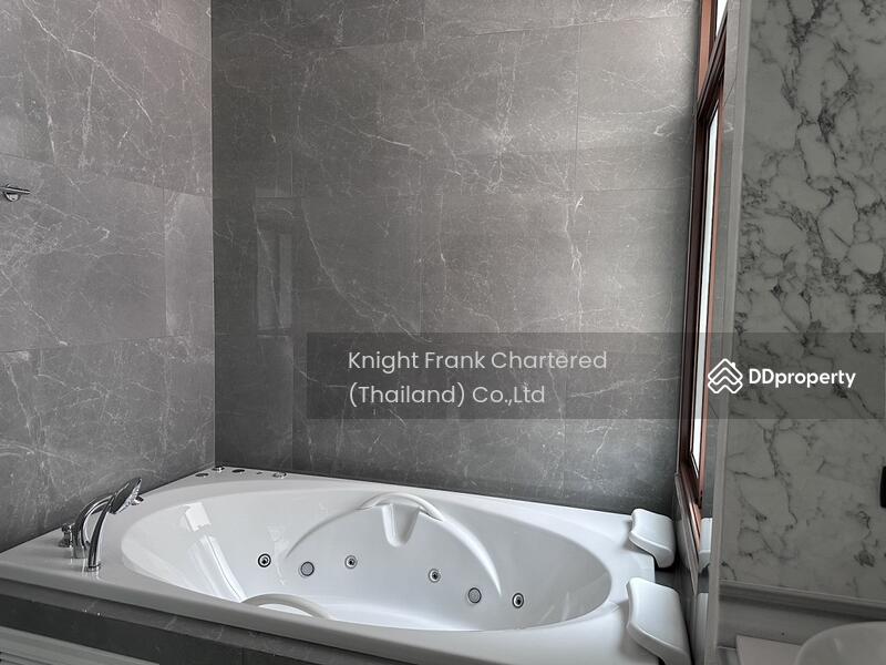 Baan Sansiri Sukhumvit 67, Bangkok, 32 Soi Sukhumvit 67, Phra Kanong Nua, Watthana, Bangkok, 4 Bedrooms, 420 sqm, Single Detached House For Sale, by Knight Frank Chartered (Thailand) Co.,Ltd, 10856972 - DDproperty.com