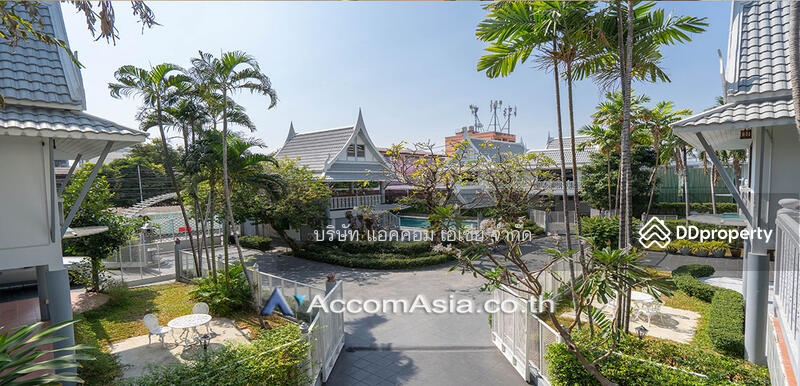 ให้เช่า - Oriental Style House in compoud with pool, กรุงเทพ