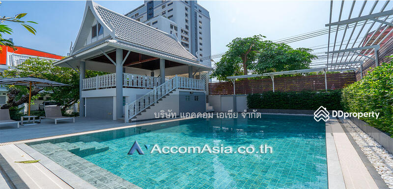 ให้เช่า - Oriental Style House in compoud with pool, กรุงเทพ