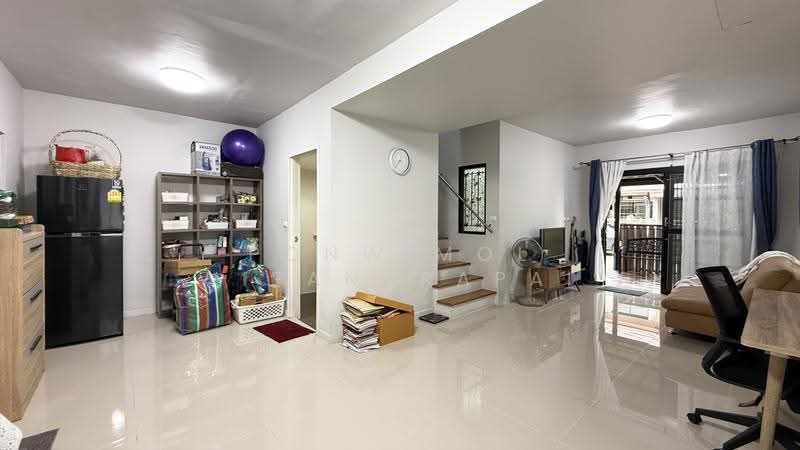 Pruksa Ville 57 Pattanakarn, Bangkok, Soi Pattanakarn 38, Suan Luang, Bangkok, 3 Bedrooms, 115 sqm, Townhouse For Sale, by Ponwimol Wipanarapai, 10862307 - DDproperty.com