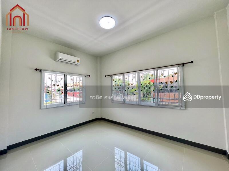 ขาย บ้านเดี่ยว หมู่บ้านธนาวิลล่า บางปะอิน อยุธยา ซอยวัดสุทธิรุจิราราม บ้านแฝด หลังมุม ตกแต่งสวยงาม, Phra Nakhon Si Ayutthaya, ถนนสายเอเชีย, Ban Krot, Bang Pa-In, Phra Nakhon Si Ayutthaya, 2 Bedrooms, 95 sqm, Single Detached House For Sale, by CHAWALIT KONGSAKPAIBUL, 10866277 - DDproperty.com