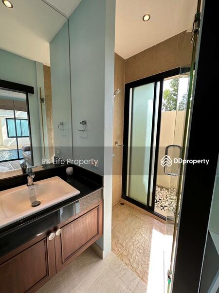2R0620 This pool villa 3 bedroom 3 bathroom 85,000/month the house location at Cherng Talay, Phuket, Choeng Thale, Thalang, Phuket, 3 Bedrooms, 250 sqm, Single Detached House For Rent, by PK LIFE Property, 10876997 - DDproperty.com