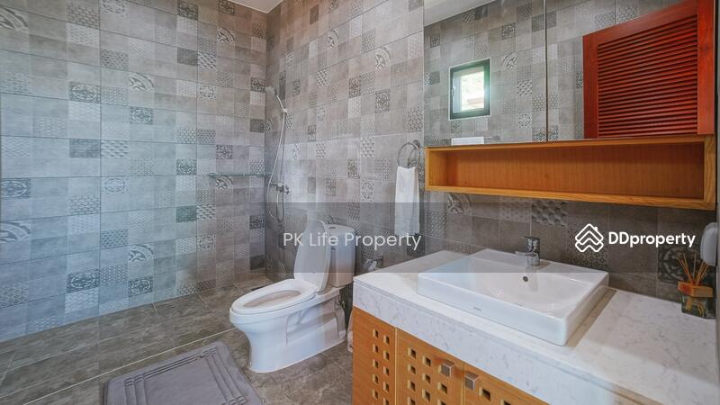 7S0070 Seaview villa for sale 220,000,000 These pool villa will offer over 7,000 sqm 6 bedroom 7, Phuket, Rawai, Muang Phuket, Phuket, 6 Bedrooms, 7,000 sqm, Single Detached House For Sale, by PK LIFE Property, 10877838 - DDproperty.com