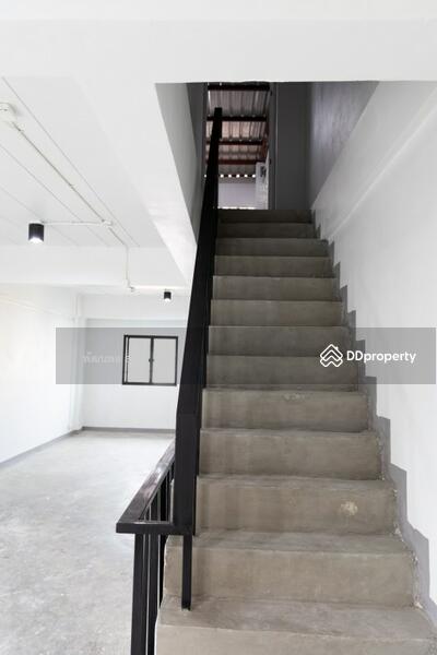 อาคารพาณิชย์ 4 ชั้นครึ่ง ศรีด่าน 9/3_1314/1, Samut Prakan, Samrong Nua, Muang Samut Prakarn, Samut Prakan, , 88 sqm, Shophouse For Rent, by PATTANAPOL SOODTO, 10881623 - DDproperty.com