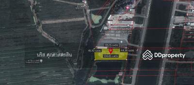 ขาย - ขายที่ดินถมแล้ว 3ไร่กว่า ติดถนนเลียบคลองส่งน้ำสุวรรณภูมิ, สมุทรปราการ