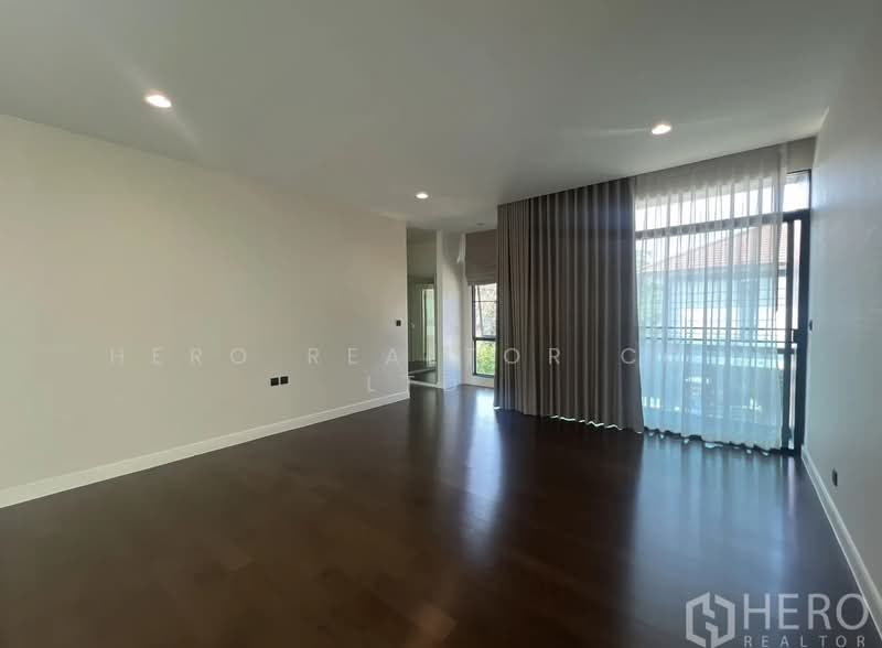 Setthasiri Krungthep Kreetha, Bangkok, Krungthep Kreetha Road, Hua Mak, Bang Kapi, Bangkok, 3 Bedrooms, 287 sqm, Single Detached House For Rent, by Hero Realtor Co., Ltd., 10882581 - DDproperty.com