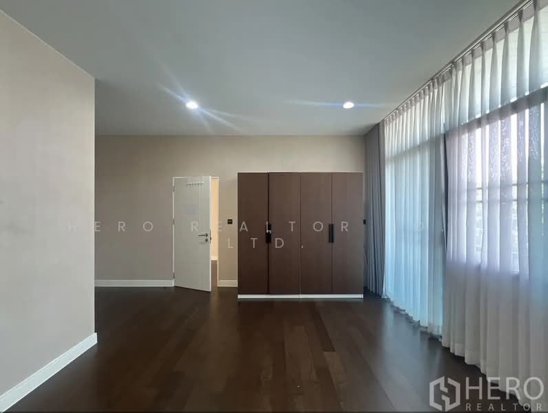 Setthasiri Krungthep Kreetha, Bangkok, Krungthep Kreetha Road, Hua Mak, Bang Kapi, Bangkok, 3 Bedrooms, 287 sqm, Single Detached House For Rent, by Hero Realtor Co., Ltd., 10882581 - DDproperty.com