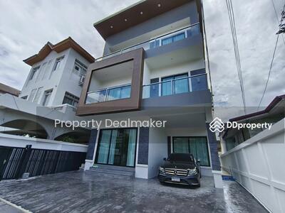 ขาย - บ้านเดี่ยว 3 ชั้น สุขุมวิท 65, กรุงเทพ