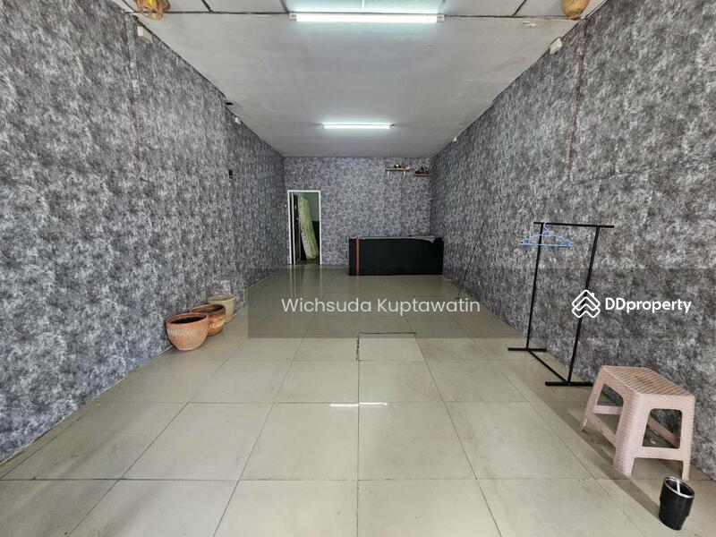 For Rent - Sale and Rent commercial buildings in Rewadee Commercial building, Soi Rewadee, Nonthaburi, Nonthaburi