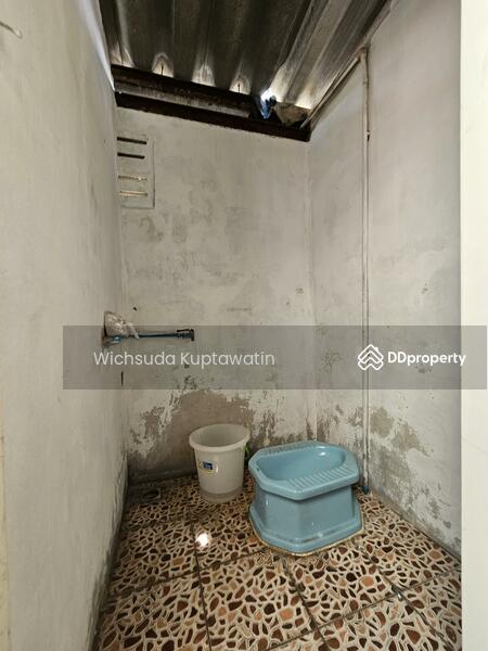 For Rent - Sale and Rent commercial buildings in Rewadee Commercial building, Soi Rewadee, Nonthaburi, Nonthaburi
