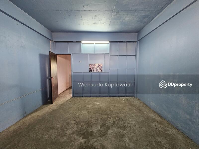 For Rent - Sale and Rent commercial buildings in Rewadee Commercial building, Soi Rewadee, Nonthaburi, Nonthaburi