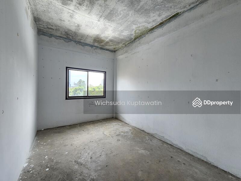 For Rent - Sale and Rent commercial buildings in Rewadee Commercial building, Soi Rewadee, Nonthaburi, Nonthaburi