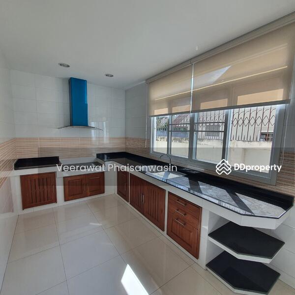 For Rent - Chareonsuk Home, Bangkok