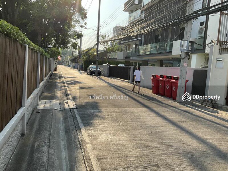 ขาย - ขายที่ดิน167ตร.ว.ทำเลดีใกล้ห้างเดอะไนน์26x25.7ม.ห่างจากถนนพระรามเก้า20เมตร หายาก เหมาะทำสำนักงาน, กรุงเทพ