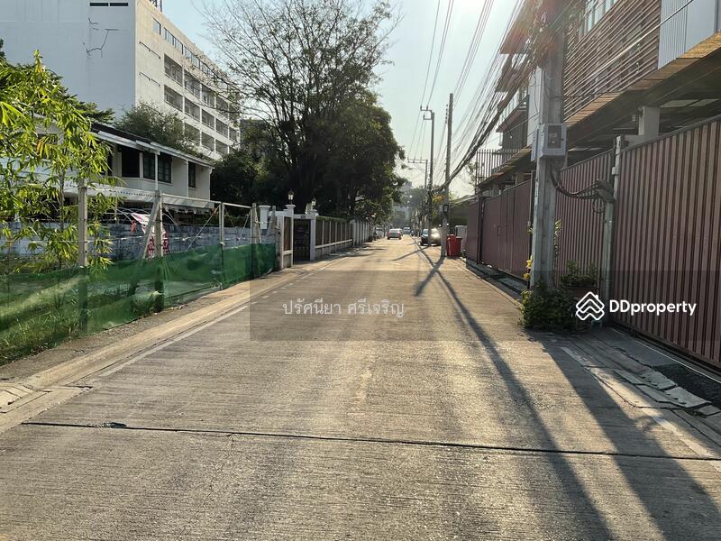 ขาย - ขายที่ดิน167ตร.ว.ทำเลดีใกล้ห้างเดอะไนน์26x25.7ม.ห่างจากถนนพระรามเก้า20เมตร หายาก เหมาะทำสำนักงาน, กรุงเทพ