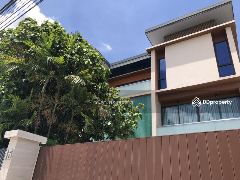 ขายบ้าน Home office พร้อม โกดัง ทำเลดีที่สุดในย่านศรีนครินทร์, กรุงเทพ, 15 ศรีนครินทร์, หนองบอน, ประเวศ, กรุงเทพ, 1,000 ตร.ม., บ้านเดี่ยว ขาย, โดย เปรมยุดา ทองจรรยา, 10892246 - DDproperty.com