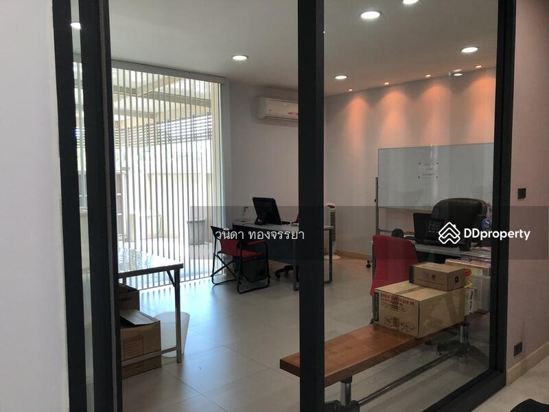 ขายบ้าน Home office พร้อม โกดัง ทำเลดีที่สุดในย่านศรีนครินทร์, กรุงเทพ, 15 ศรีนครินทร์, หนองบอน, ประเวศ, กรุงเทพ, 1,000 ตร.ม., บ้านเดี่ยว ขาย, โดย เปรมยุดา ทองจรรยา, 10892246 - ออฟิส 2 - DDproperty.com
