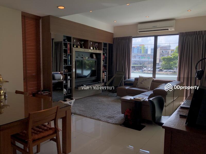 ขายบ้าน Home office พร้อม โกดัง ทำเลดีที่สุดในย่านศรีนครินทร์, กรุงเทพ, 15 ศรีนครินทร์, หนองบอน, ประเวศ, กรุงเทพ, 1,000 ตร.ม., บ้านเดี่ยว ขาย, โดย เปรมยุดา ทองจรรยา, 10892246 - ห้องดู TV - DDproperty.com