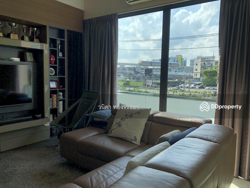 ขายบ้าน Home office พร้อม โกดัง ทำเลดีที่สุดในย่านศรีนครินทร์, กรุงเทพ, 15 ศรีนครินทร์, หนองบอน, ประเวศ, กรุงเทพ, 1,000 ตร.ม., บ้านเดี่ยว ขาย, โดย เปรมยุดา ทองจรรยา, 10892246 - วิวจากห้องนั่งเล่นมองเห็นรถไฟฟ้าวิ่ง - DDproperty.com