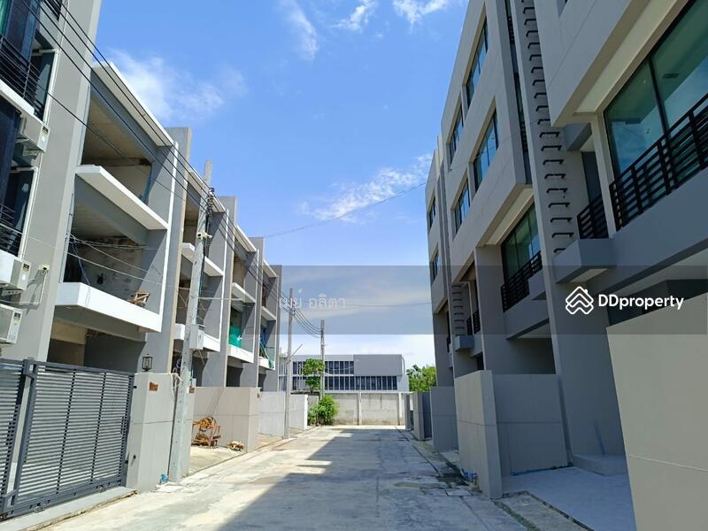 For Sale - Alisha View LuxuryTownhouse, Samut Prakan